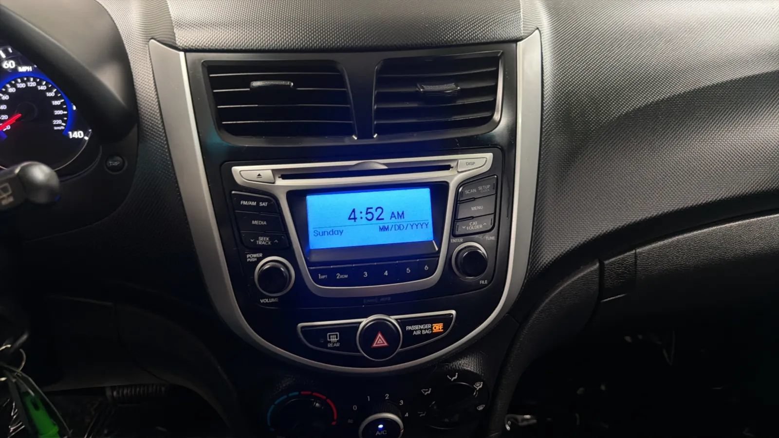 Used 2014 Hyundai Accent GS FWD image 13