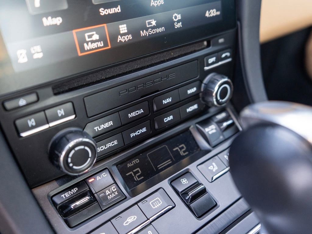 Used 2017 Porsche 911 Targa 4 GTS image 25