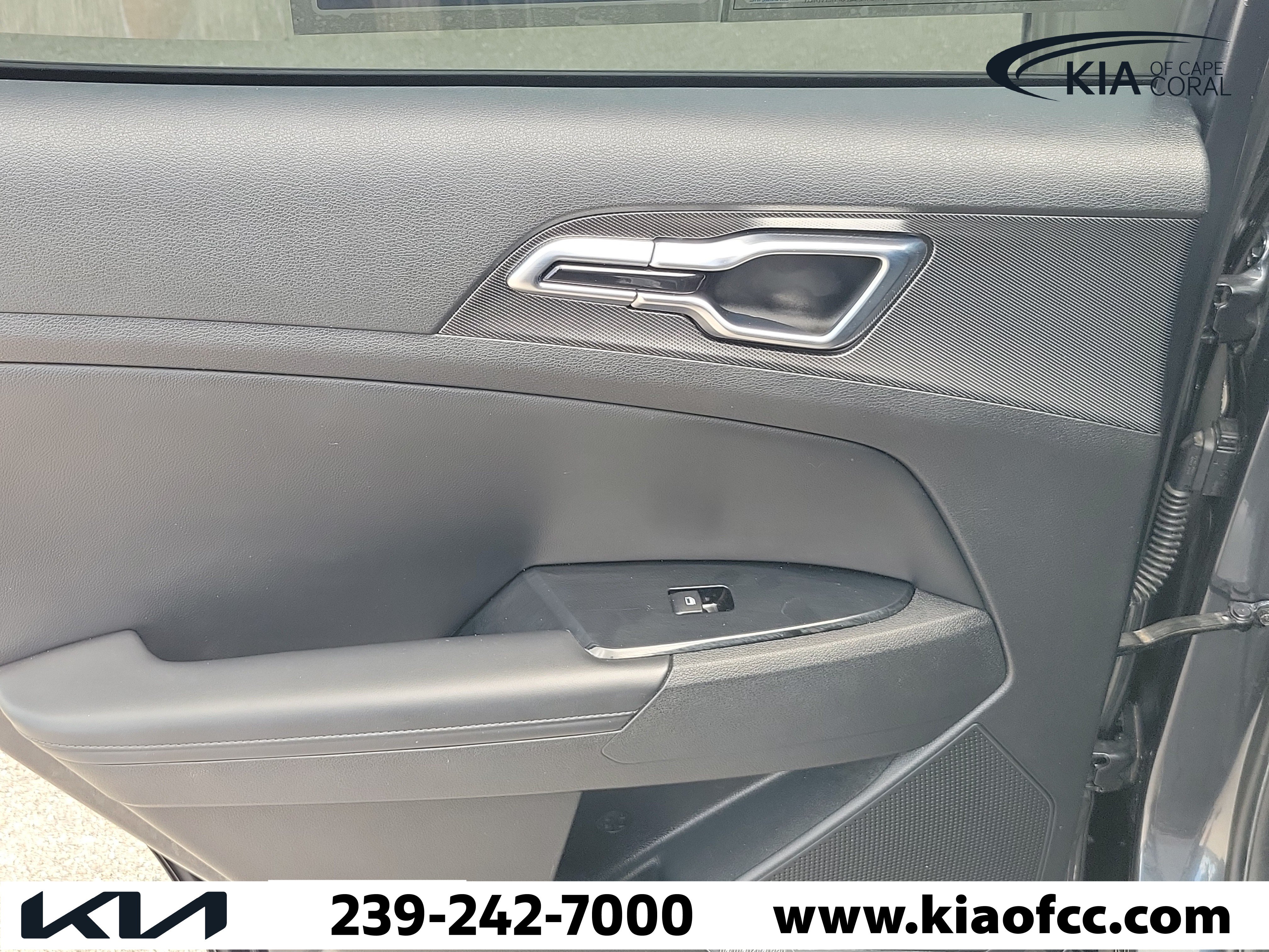 Certified 2023 Kia Sportage SX FWD image 15