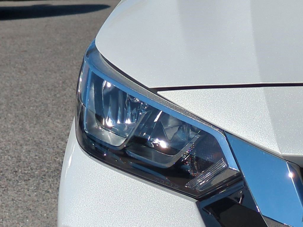 Certified 2022 Nissan Sentra SV image 10