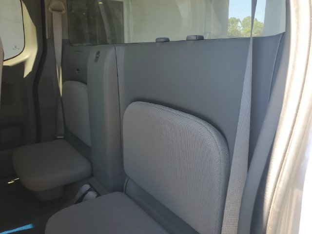 Used 2009 Nissan Frontier XE w/ XE Preferred Pkg RWD image 24