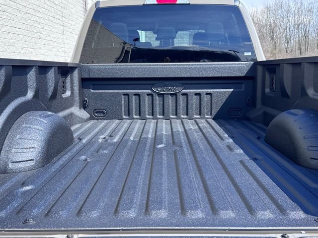 New 2026 Ford F250 XLT w/ FX4 Off-Road Package AWD/4WD image 47