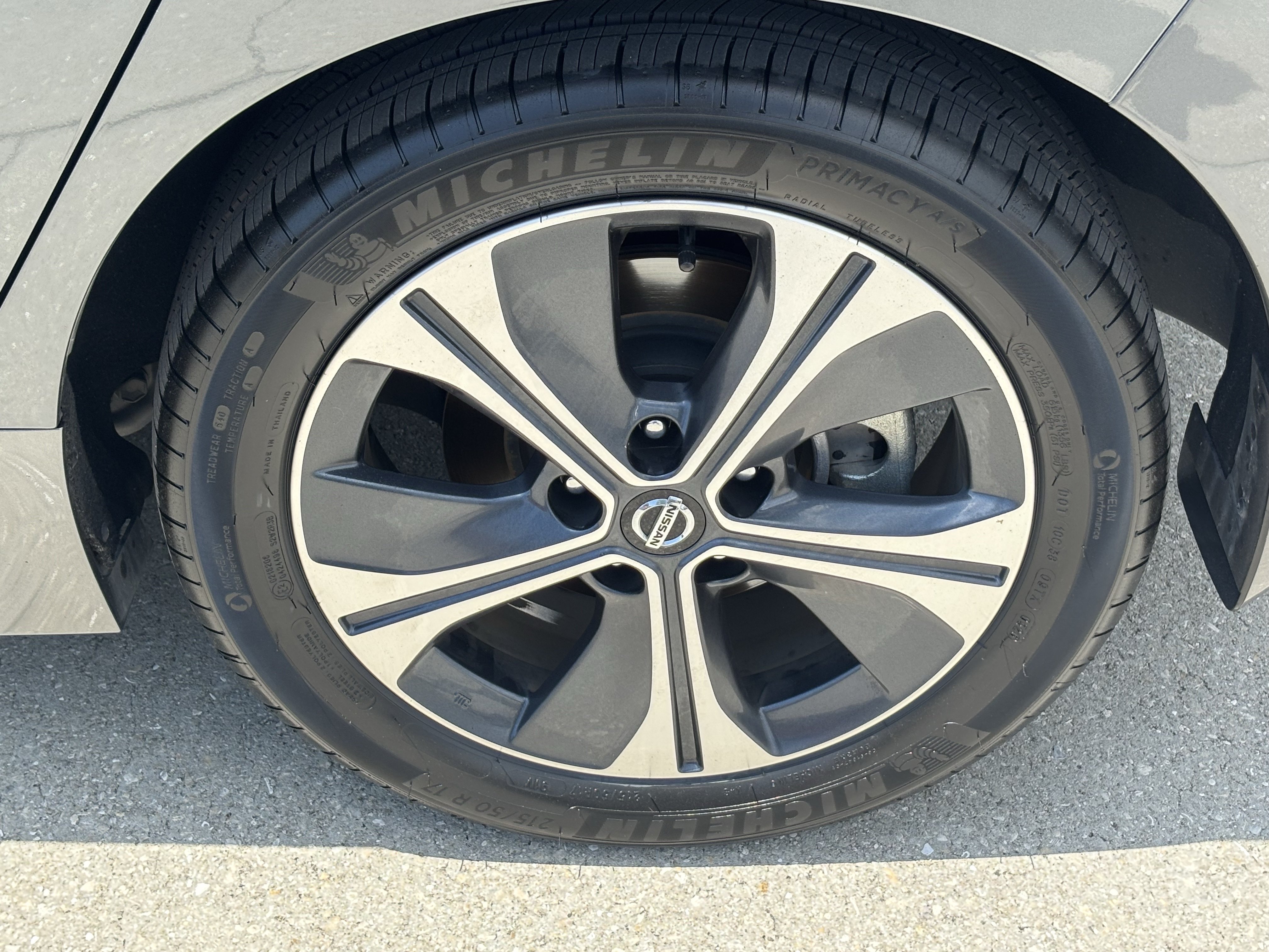 Used 2019 Nissan Leaf SL Plus FWD image 13