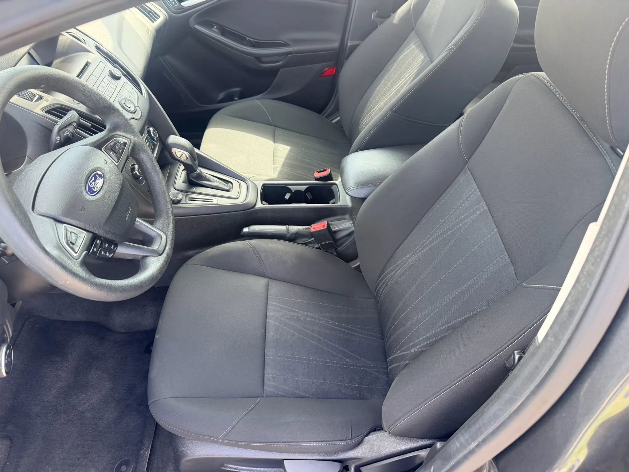 Used 2017 Ford Focus SE image 13