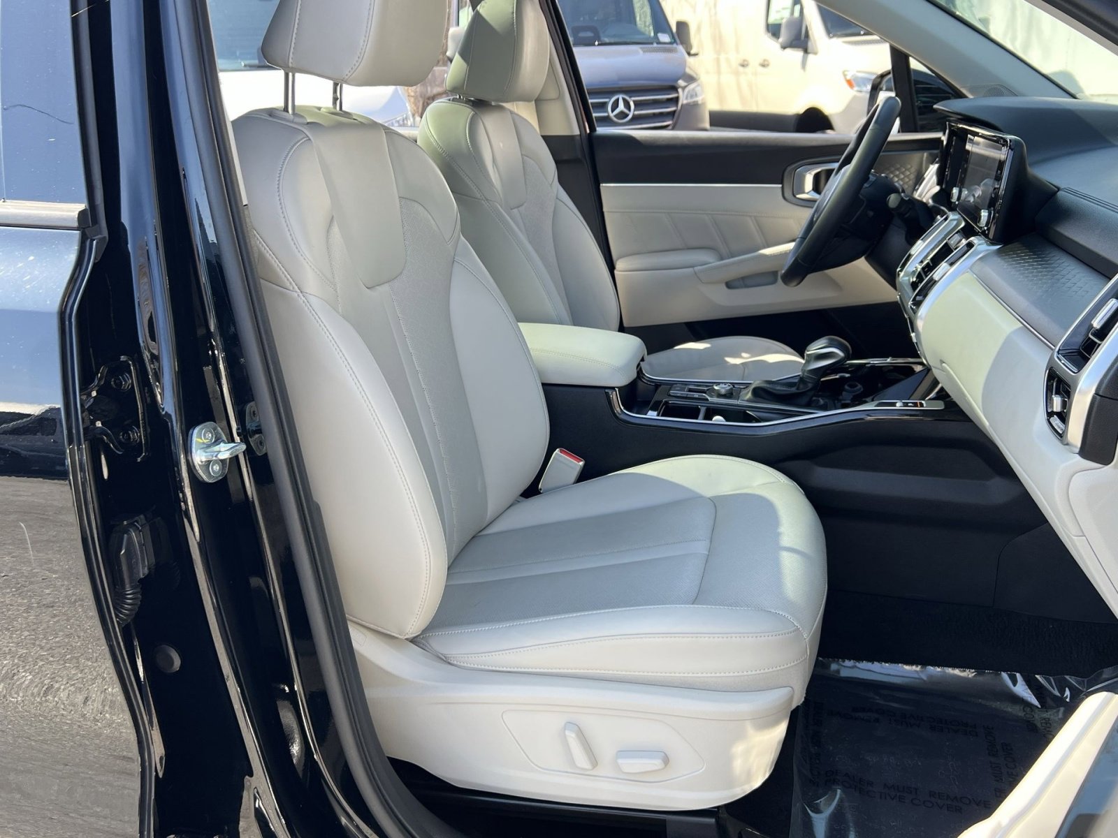 Used 2023 Kia Sorento SX image 27