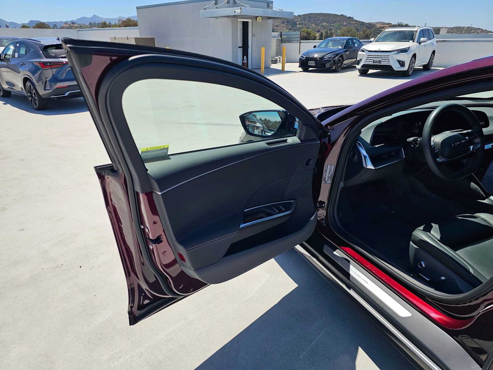 Used 2025 Lucid Air Touring AWD/4WD image 19