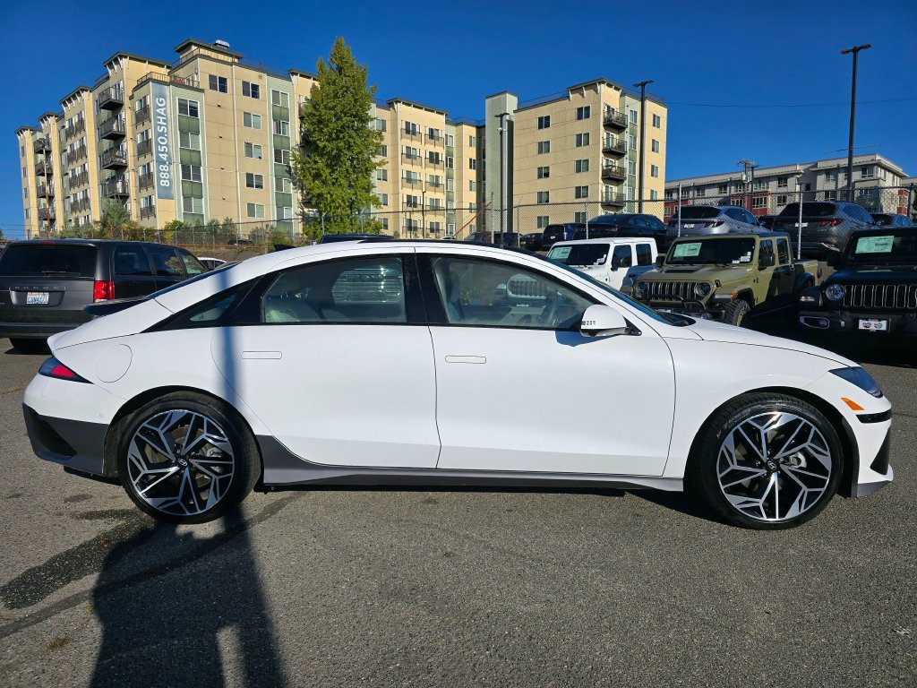 Used 2024 Hyundai Ioniq 6 Limited AWD/4WD image 9