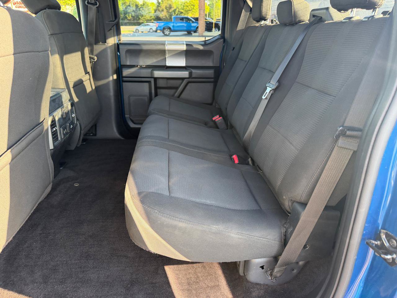 Used 2017 Ford F150 XLT w/ Equipment Group 302A Luxury AWD/4WD image 8