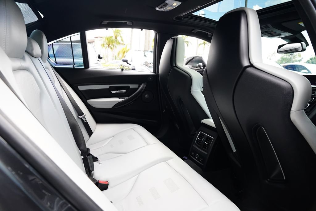 Used 2017 BMW M3 image 19