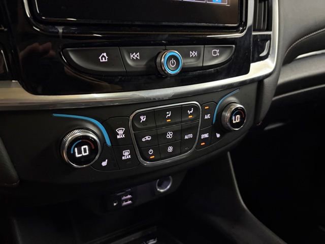 Used 2022 Chevrolet Traverse RS AWD/4WD image 44