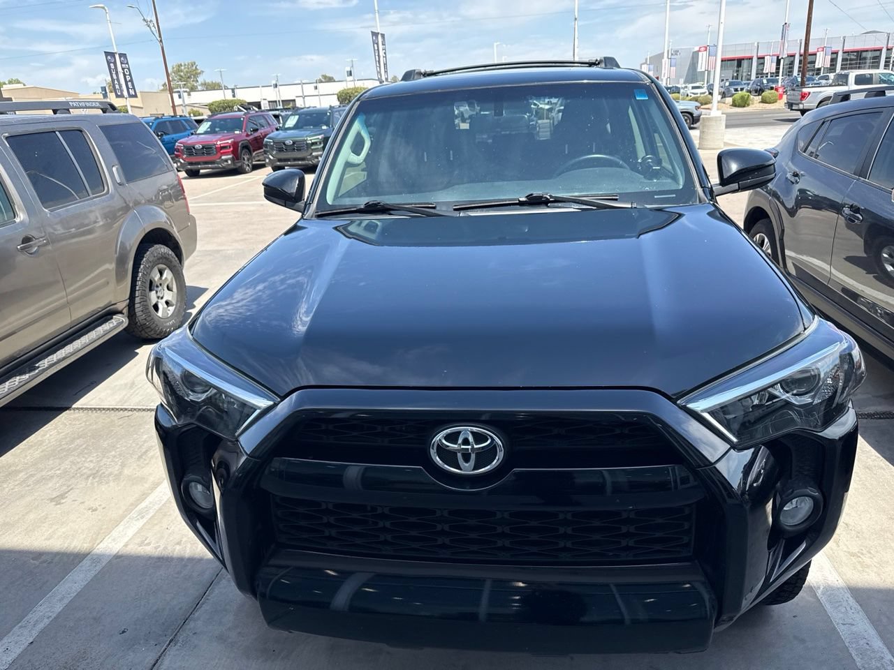 Used 2019 Toyota 4Runner SR5 AWD/4WD image 7