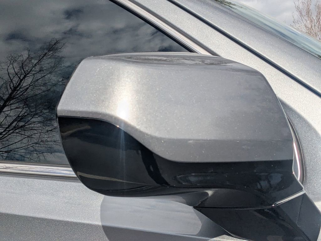 Used 2021 GMC Yukon SLT w/ Rear Media and Nav Package image 24