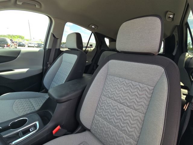 Used 2023 Chevrolet Equinox LS w/ LS Convenience Package FWD image 23