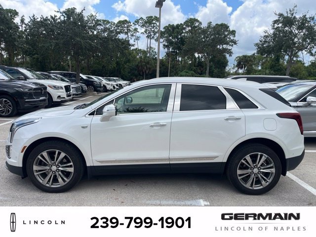 Used 2021 Cadillac XT5 Premium Luxury w/ Platinum Package FWD image 3