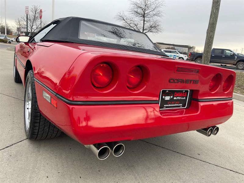 Used 1990 Chevrolet Corvette Convertible RWD image 23