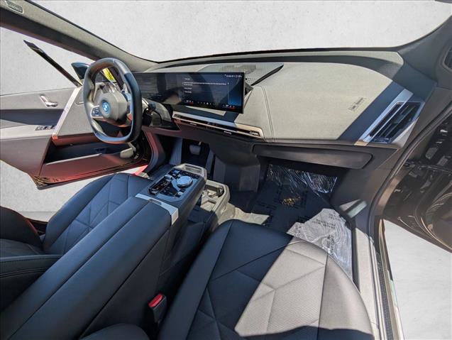 Certified 2024 BMW iX xDrive50 AWD/4WD image 25