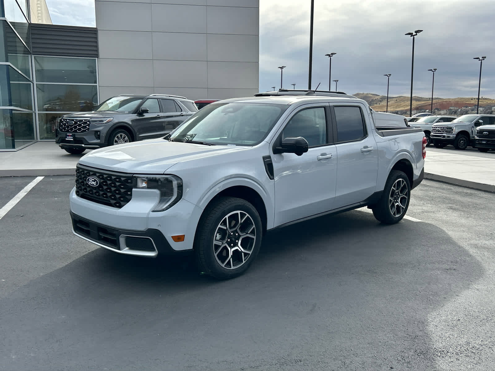 New 2025 Ford Maverick Lariat w/ 4K Tow Package image 2