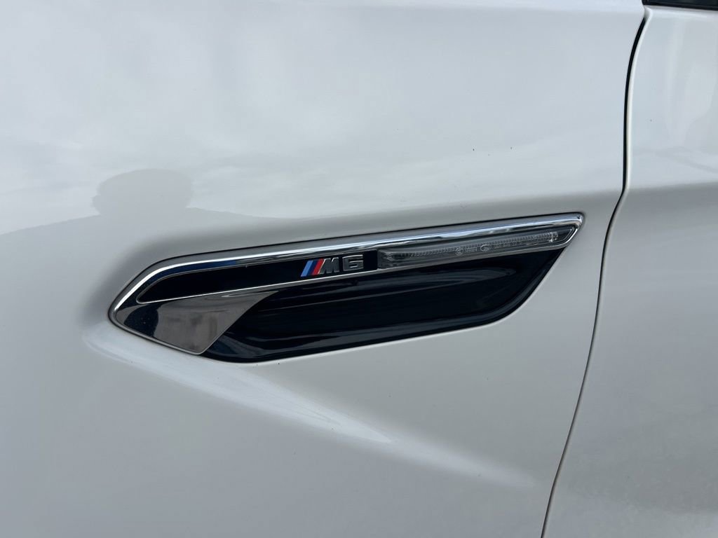 Used 2016 BMW M6 Convertible image 19