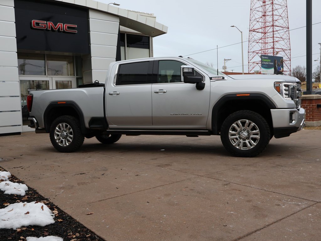 Used 2022 GMC Sierra 2500 Denali image 8