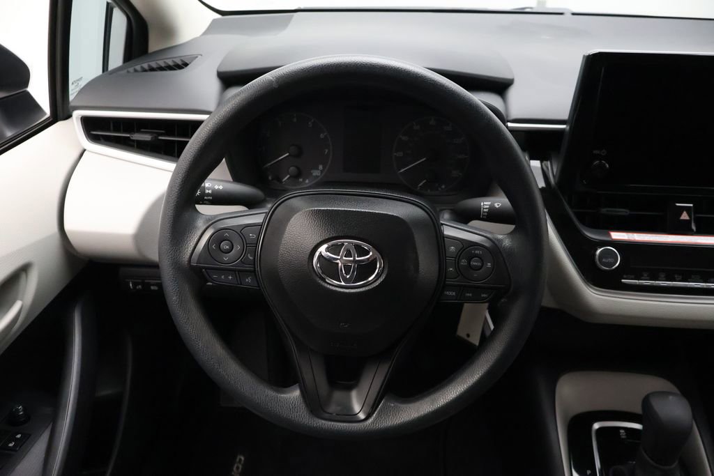Certified 2025 Toyota Corolla LE image 23