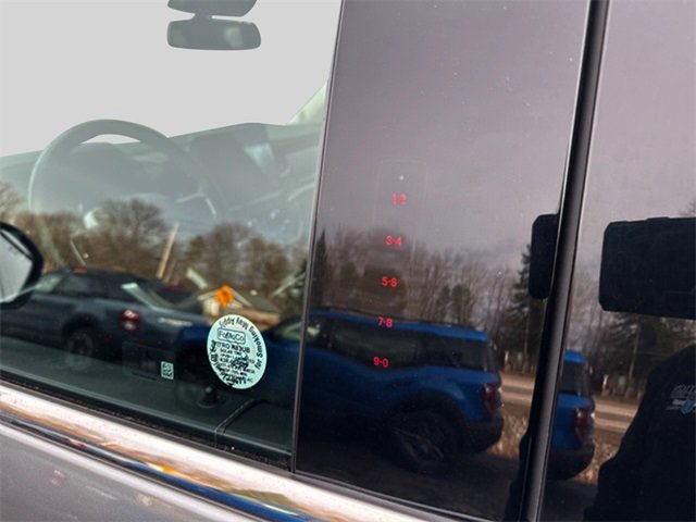 Used 2024 Ford Expedition XLT image 4