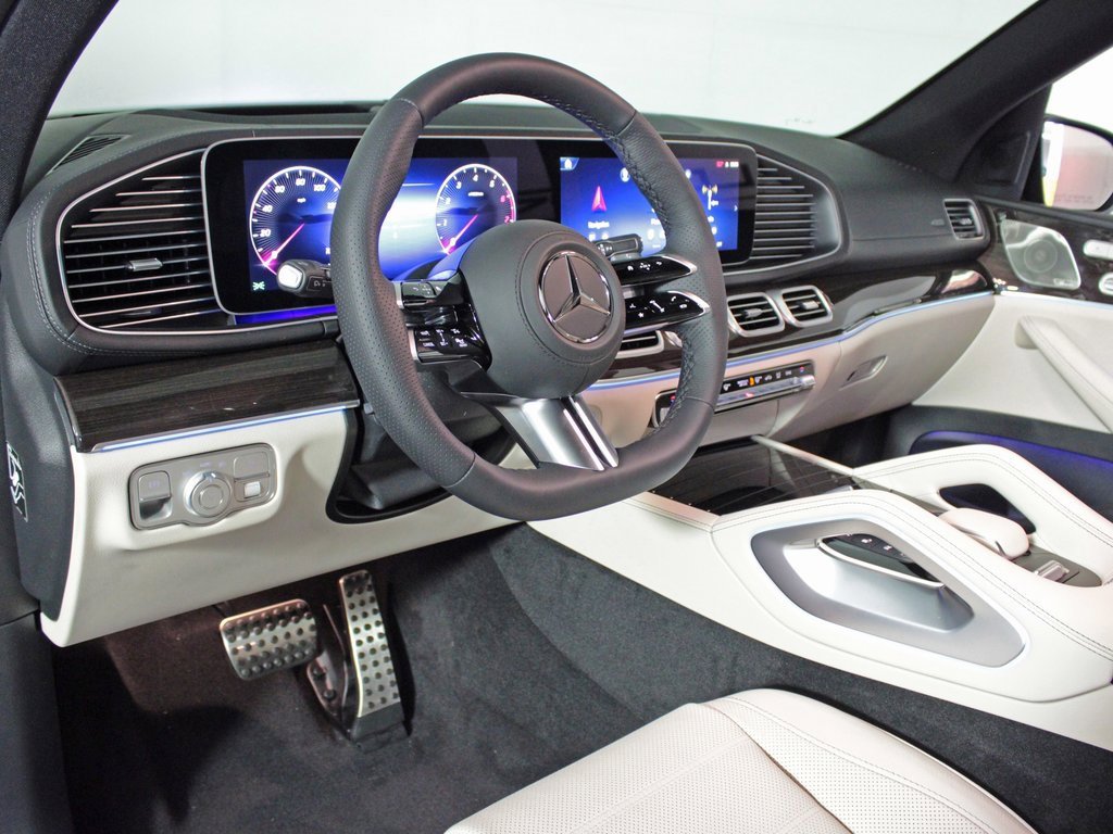 New 2026 Mercedes-Benz GLS 450 4MATIC image 16