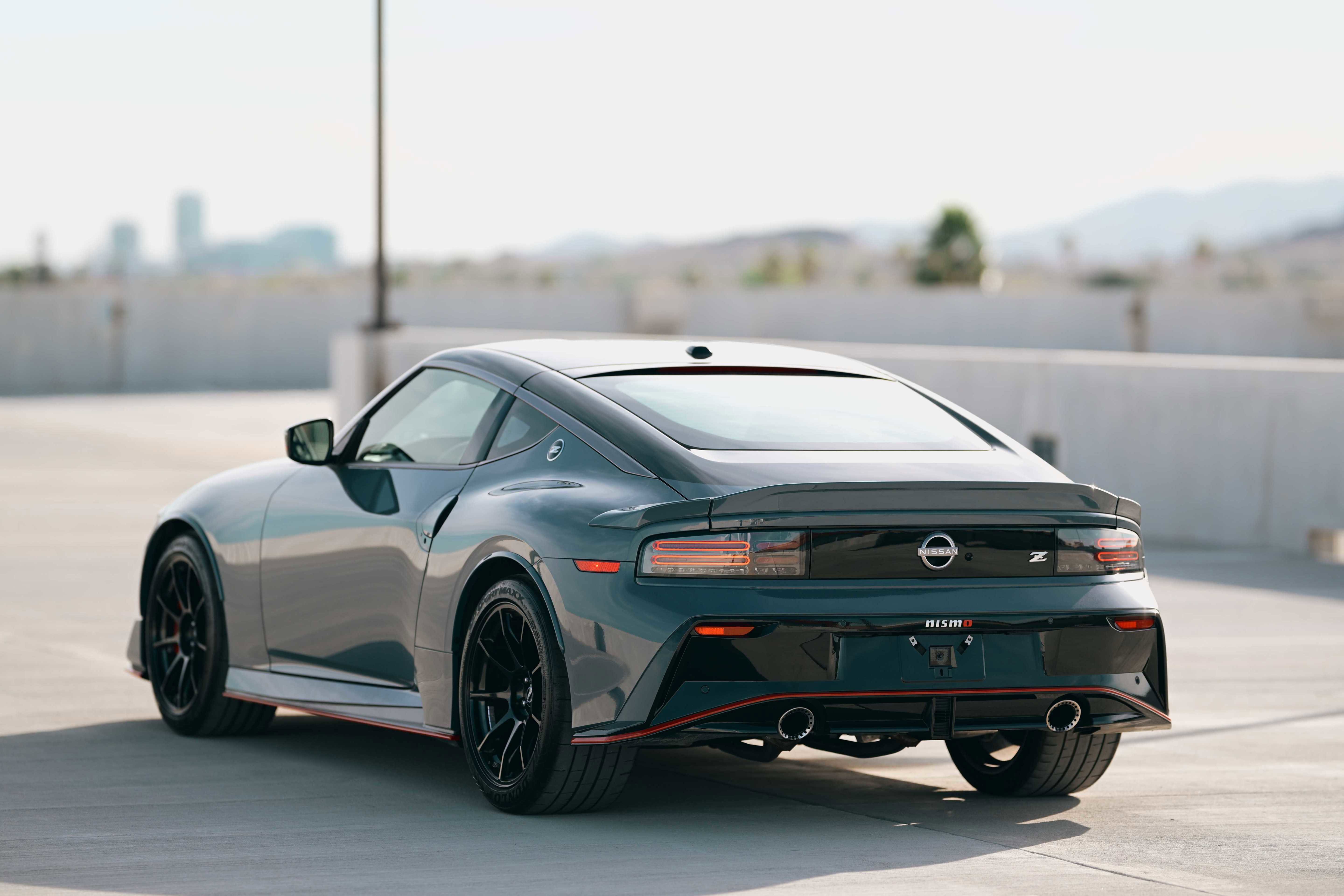 Used 2025 Nissan Z NISMO w/ Floor Mat Package RWD image 8