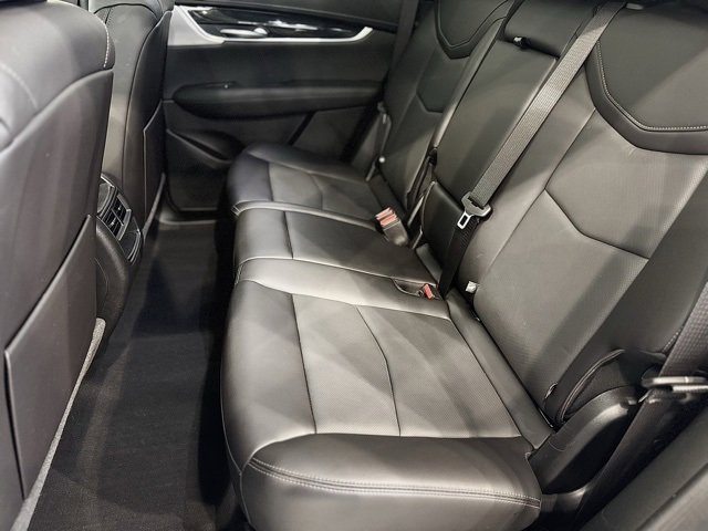 Certified 2023 Cadillac XT5 Premium Luxury w/ Technology Package image 7