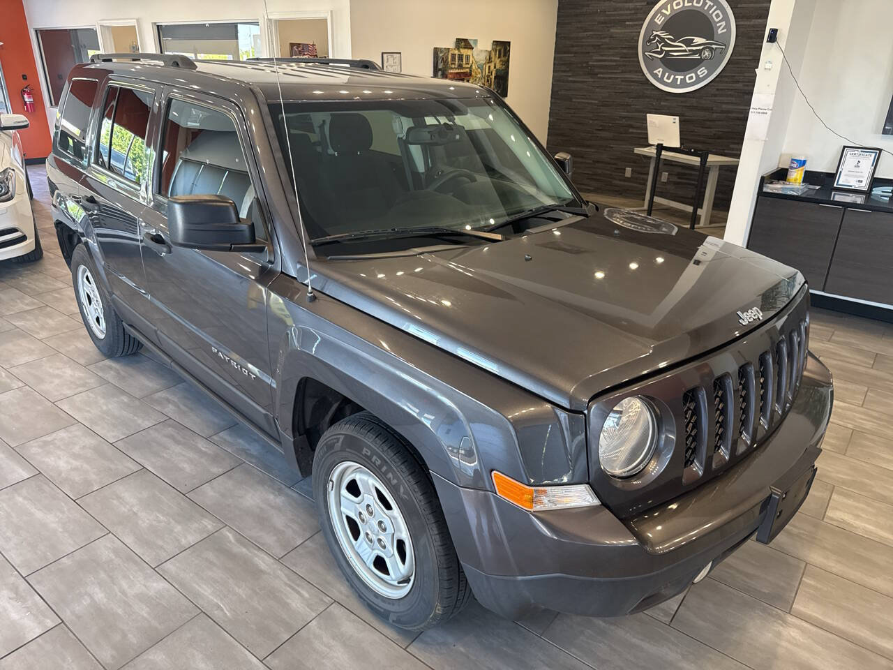 Used 2016 Jeep Patriot Sport FWD image 5