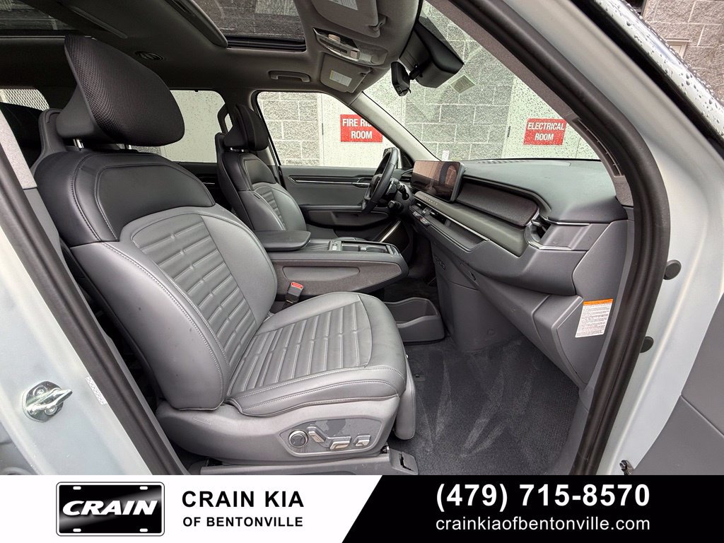 Certified 2024 Kia EV9 Land AWD/4WD image 27