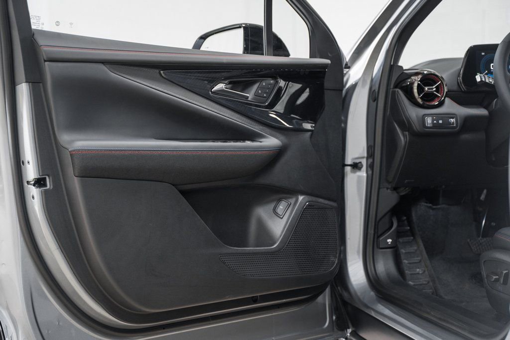 New 2025 Chevrolet Blazer EV RS RWD image 41