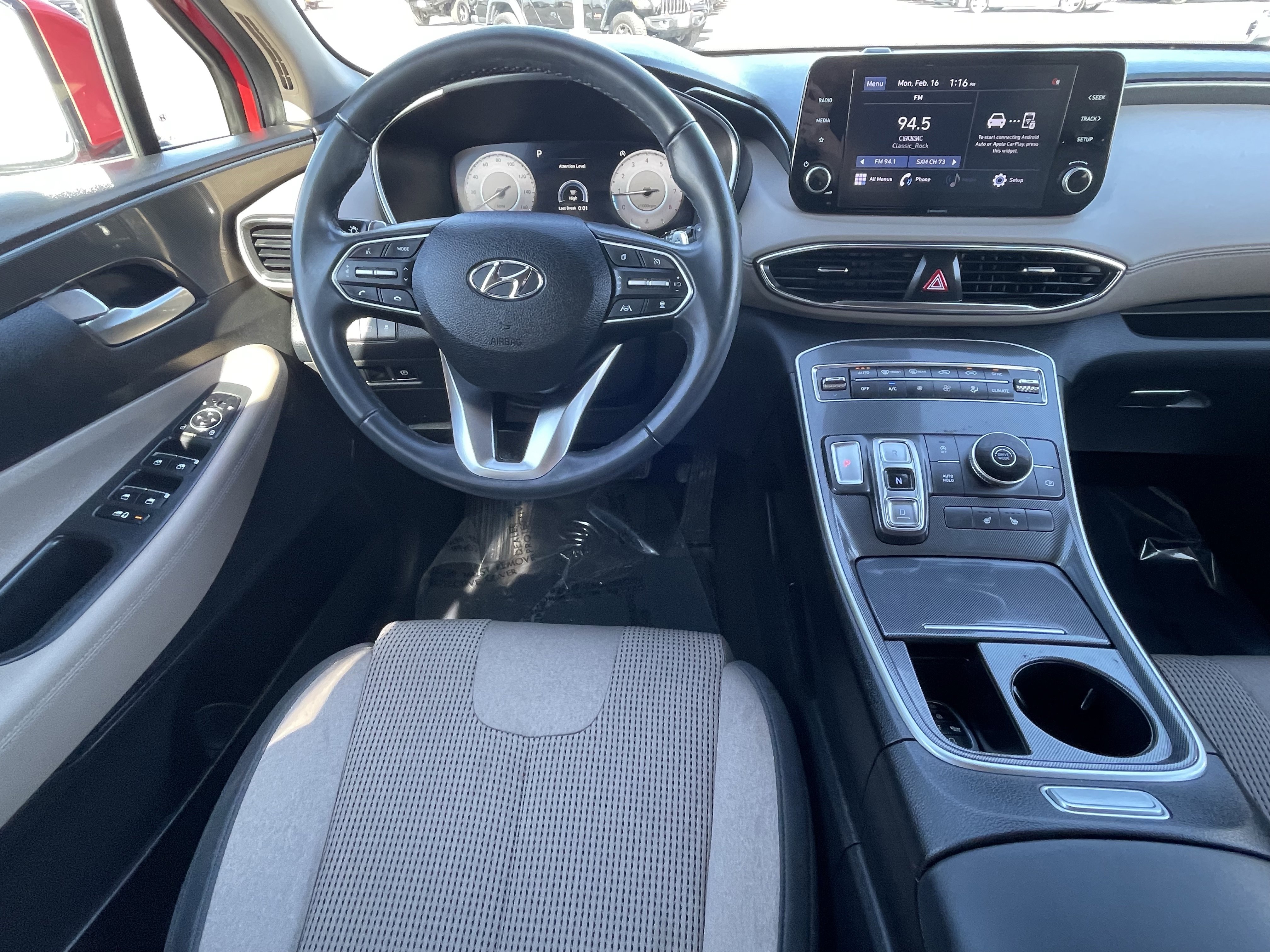 Used 2022 Hyundai Santa Fe SEL w/ Convenience Package image 25