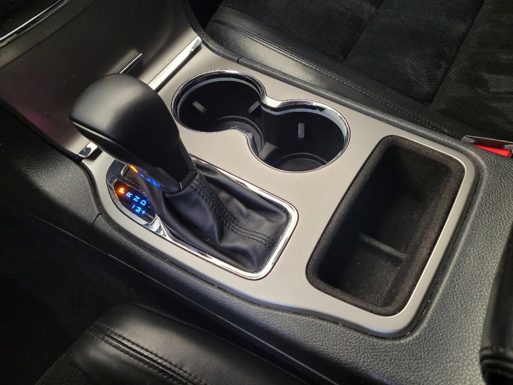 Used 2018 Jeep Grand Cherokee Altitude AWD/4WD image 26