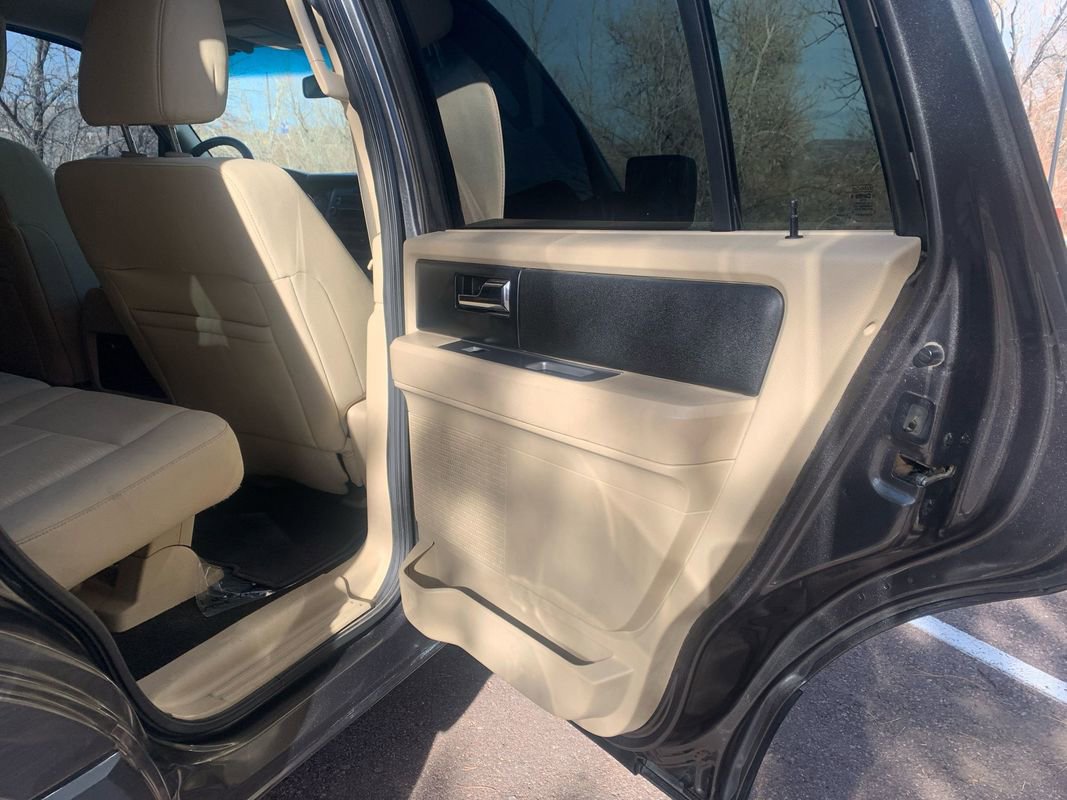 Used 2016 Ford Expedition XL AWD/4WD image 27