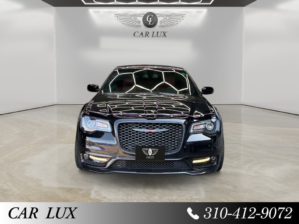 Used 2021 Chrysler 300 S w/ S Model Appearance Package RWD image 8