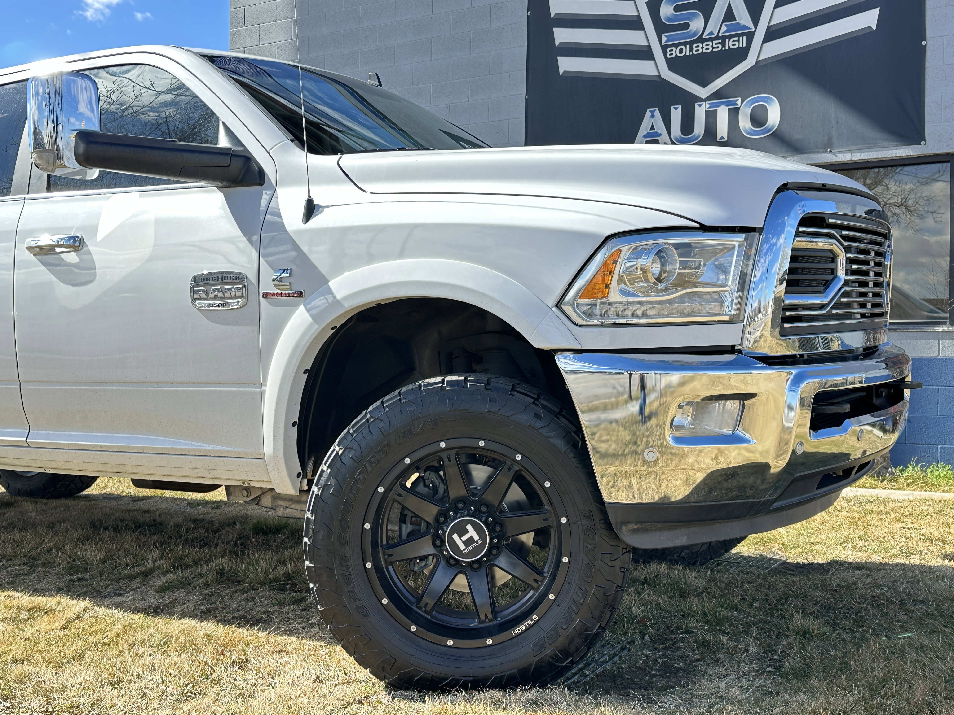 Used 2017 RAM 3500 Laramie Longhorn w/ Convenience Group image 3