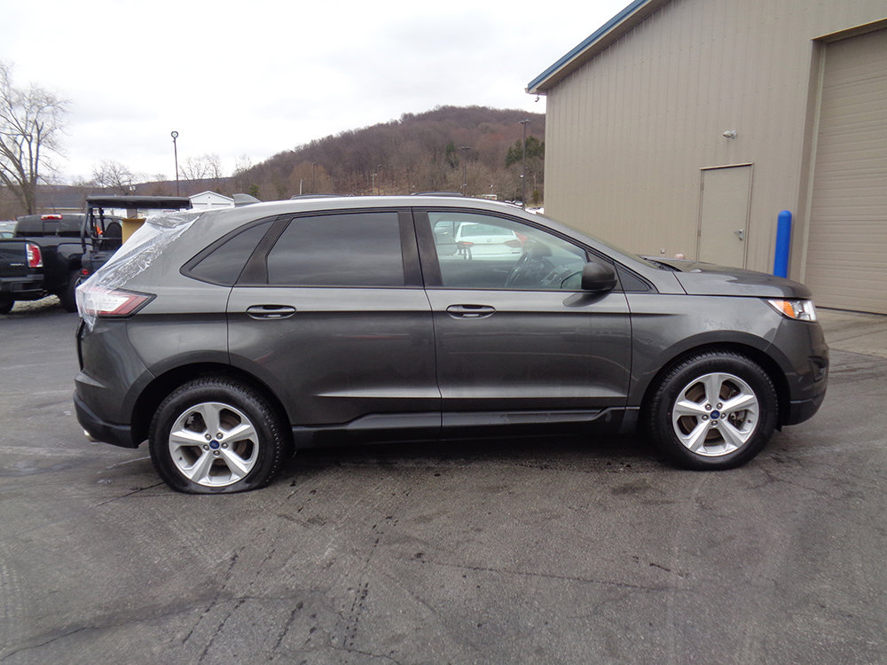 Used 2017 Ford Edge SE AWD/4WD image 8