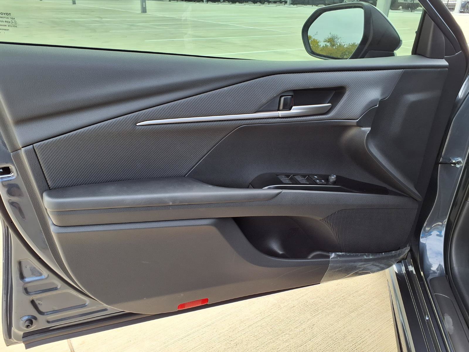 New 2026 Toyota Camry SE w/ Convenience Package FWD image 25