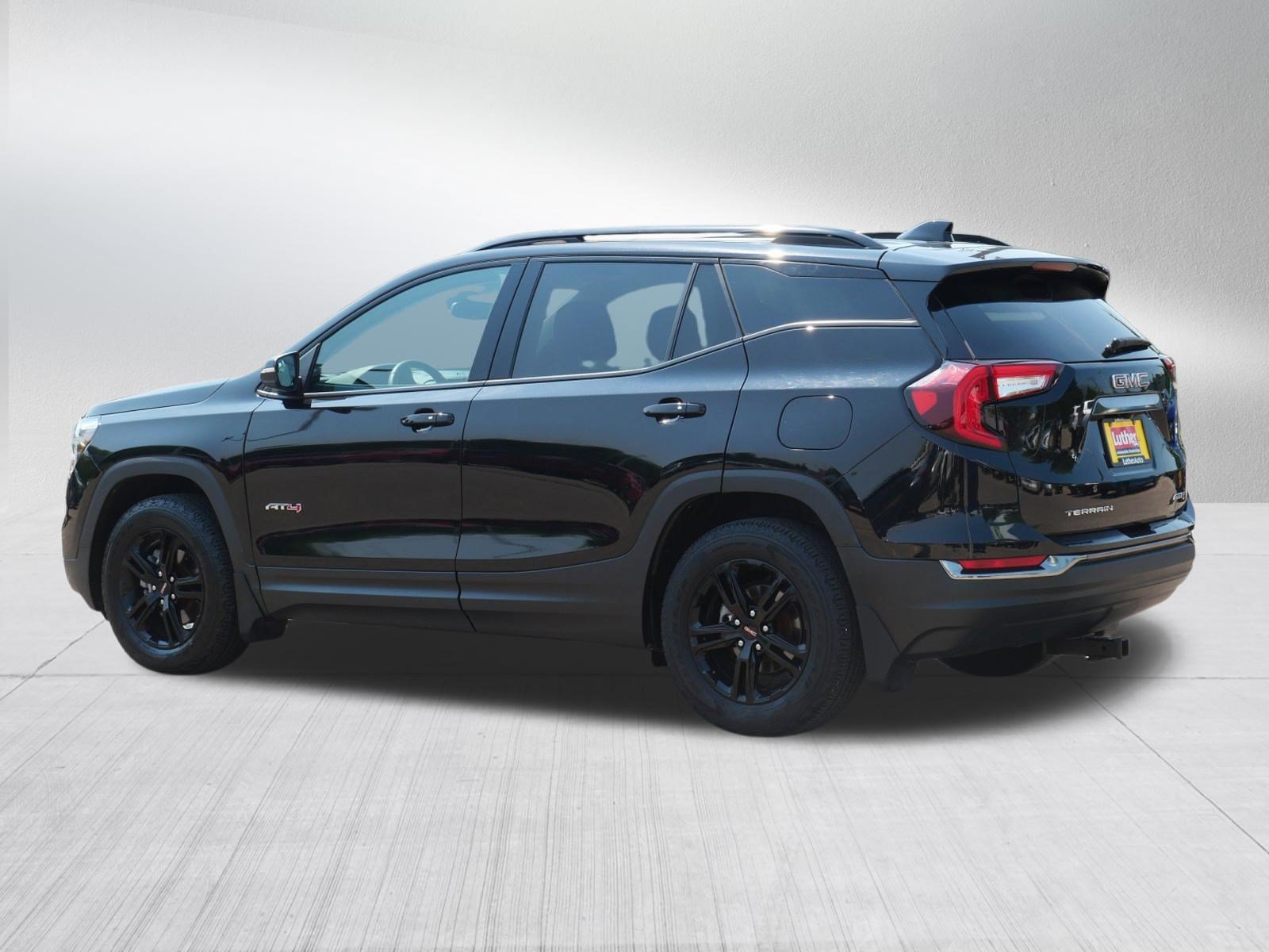 Used 2023 GMC Terrain AT4 w/ GMC Pro Grade Package AWD/4WD image 5