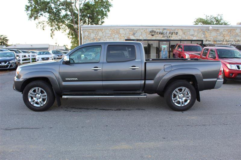 Used 2013 Toyota Tacoma 4x4 Double Cab w/ Limited Pkg image 4