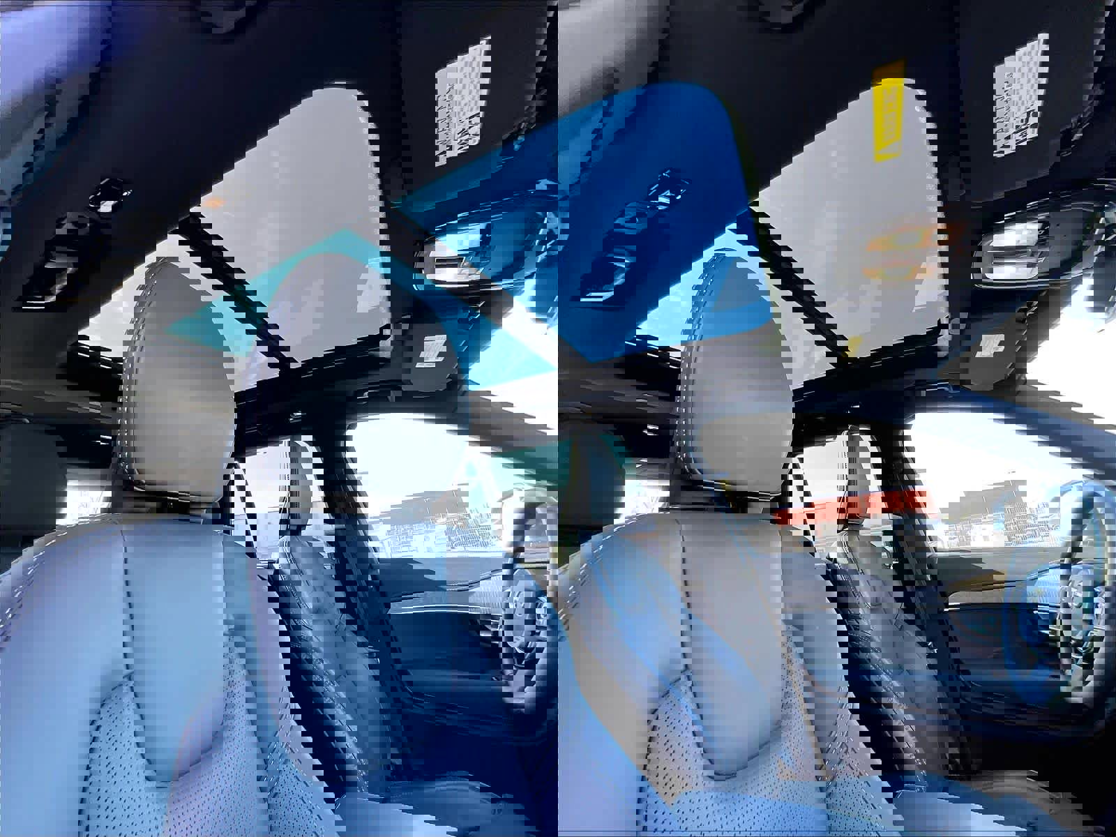 Used 2024 Volvo XC90 T8 Ultimate w/ Protection Package Premier image 25