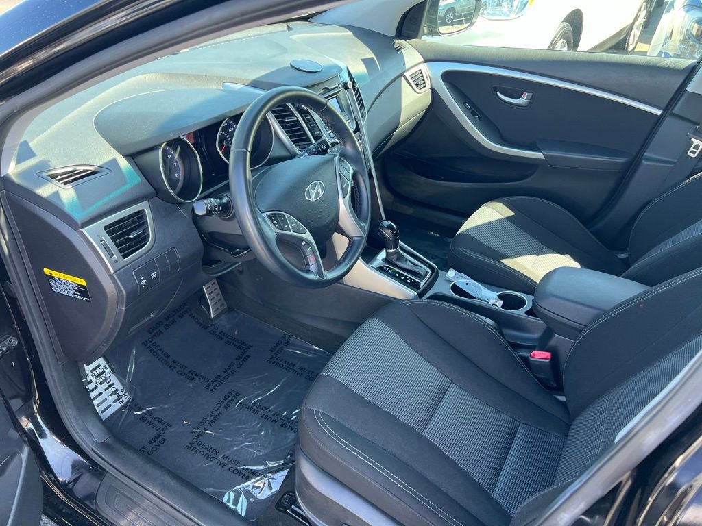 Used 2016 Hyundai Elantra GT w/ Option Group 02 FWD image 12