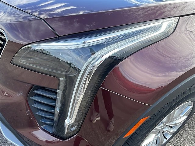 Used 2023 Cadillac XT4 Premium Luxury w/ Technology Package image 9
