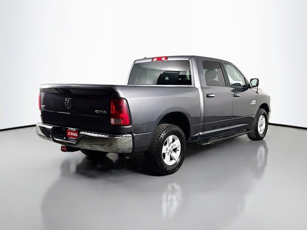 Used 2018 RAM 1500 Classic SLT AWD/4WD image 5