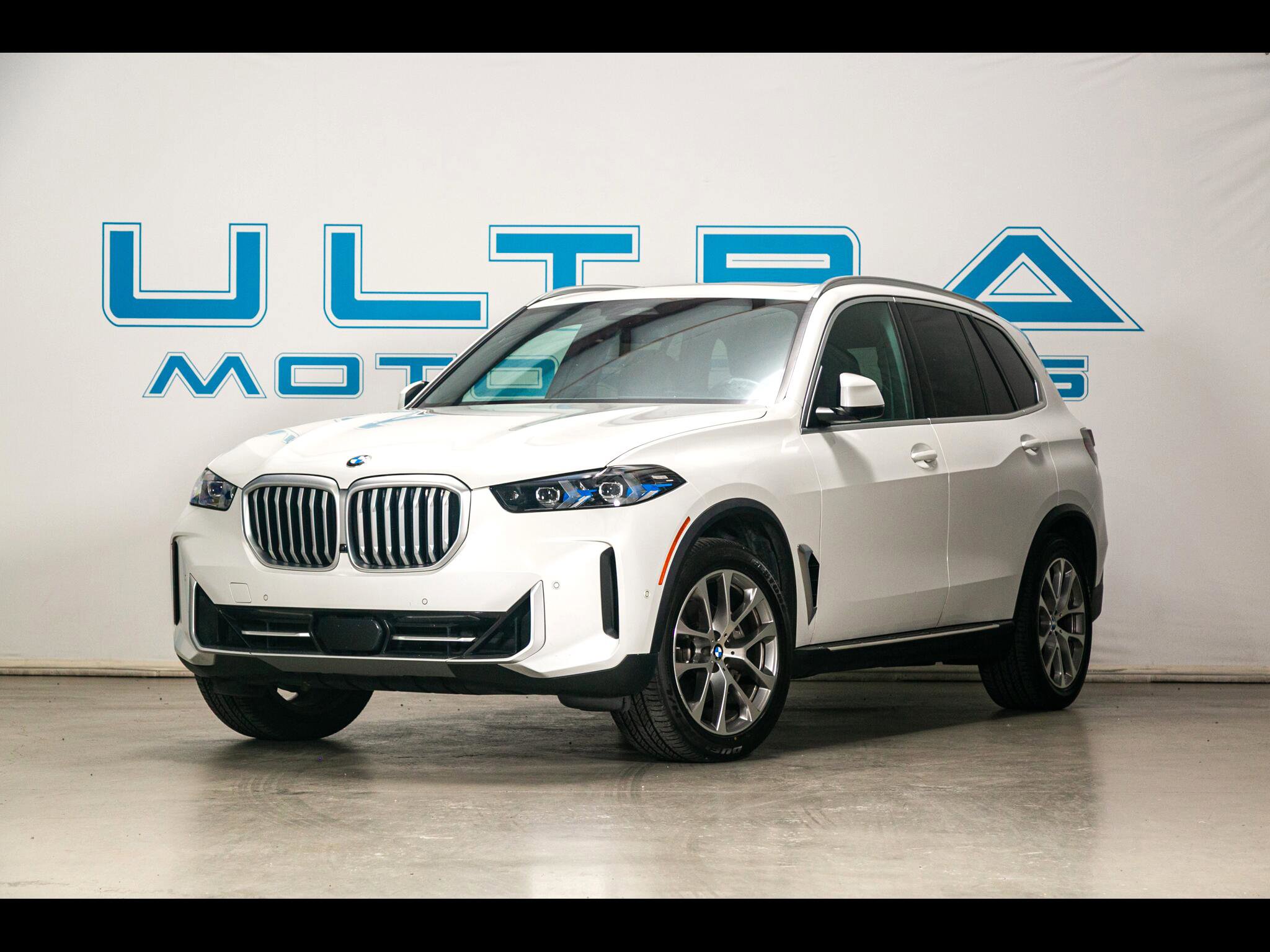 Used 2024 BMW X5 sDrive40i image 1