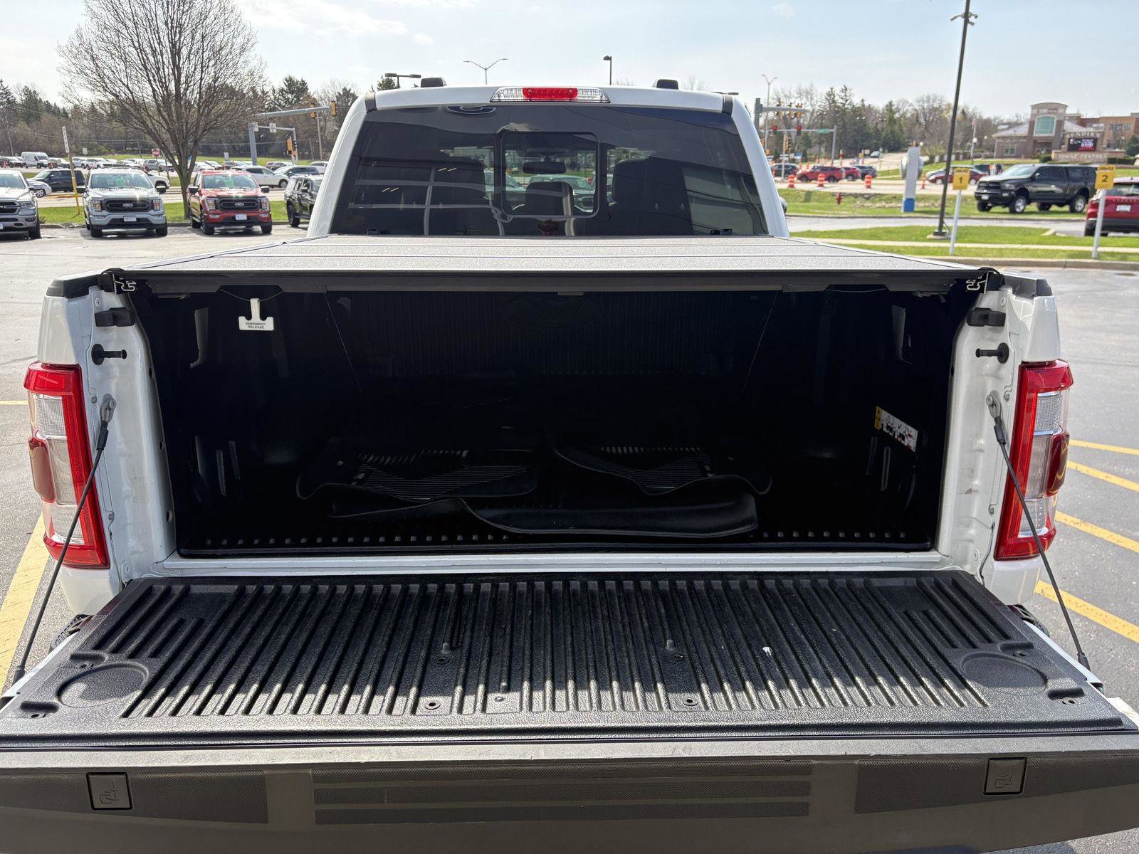 Used 2022 Ford F150 Lariat w/ Equipment Group 502A High AWD/4WD image 7