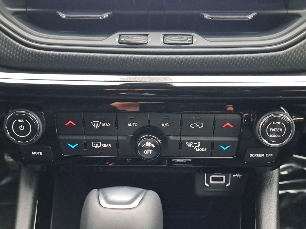 New 2026 Jeep Compass Limited w/ Sun, Sound & Navigation Group image 23