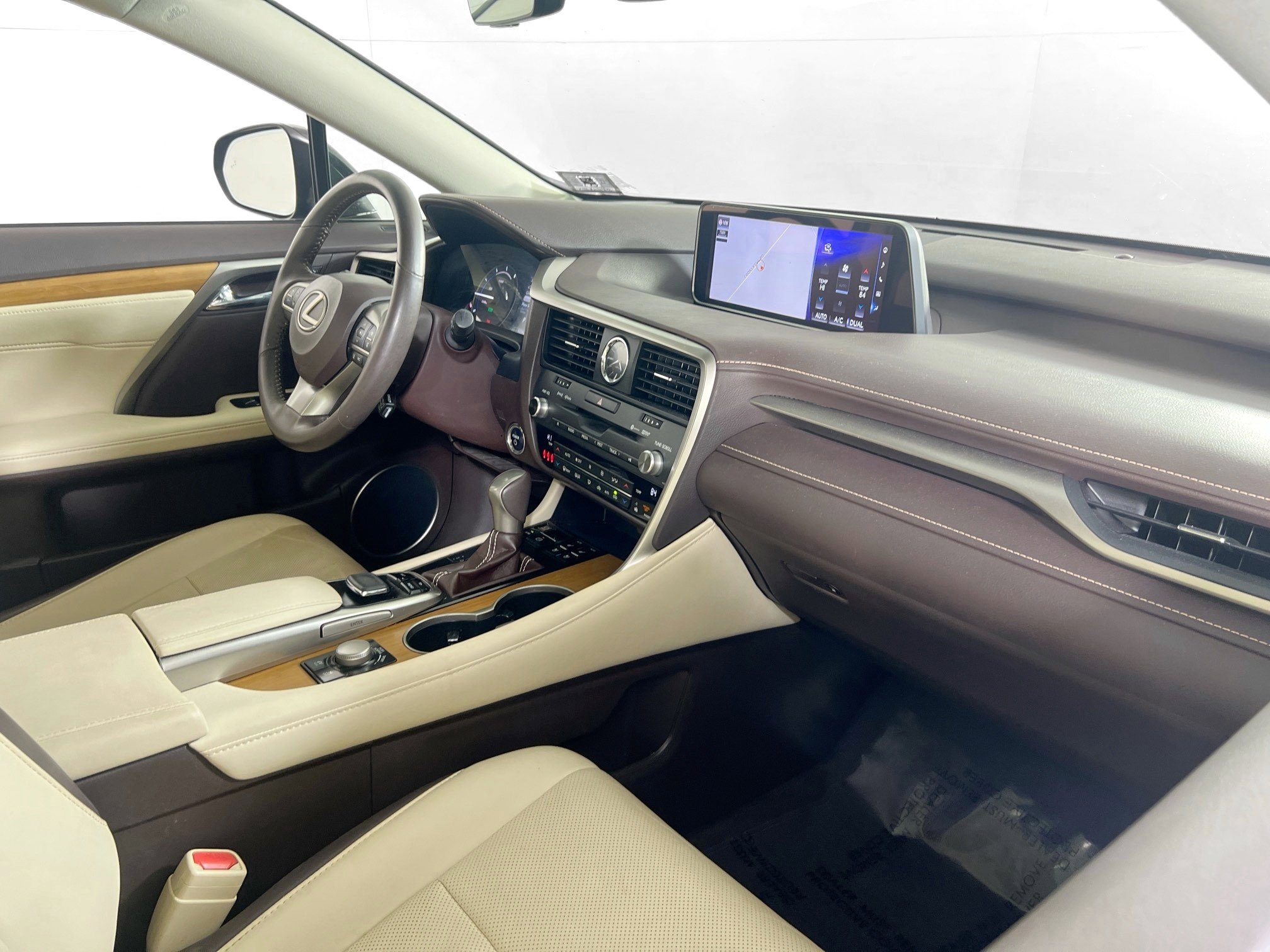 Used 2017 Lexus RX 450h AWD image 29