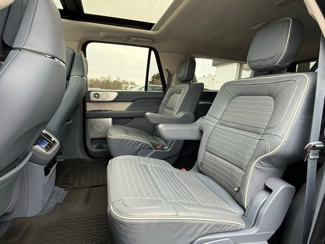 Used 2022 Lincoln Navigator L Black Label image 20