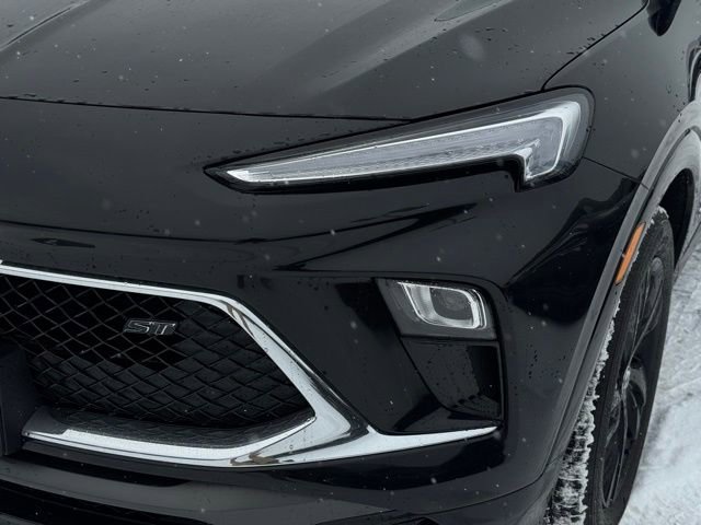 Used 2025 Buick Encore GX Sport Touring video 2